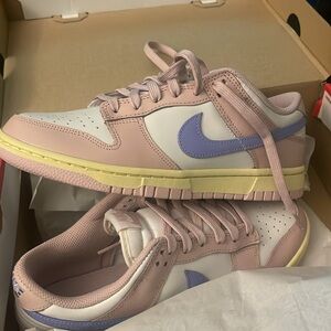 Nike Women’s Dunk Low Pink Oxford Jeans Rose/ lavender Size 9.5 W/ NWB DD1503601